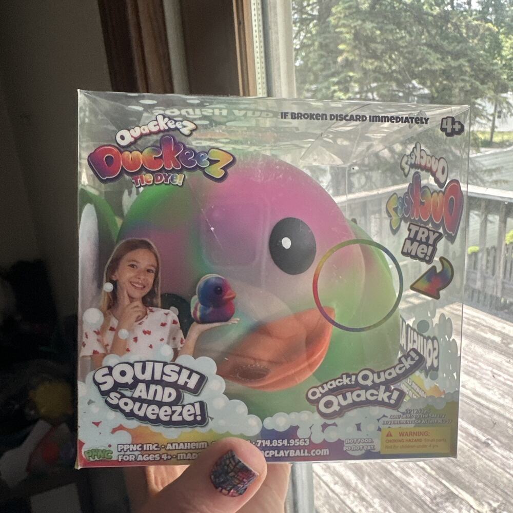 Quackeez Duckeez Tie Dye Squish & Squeeze Tactile Toy, Green 4+